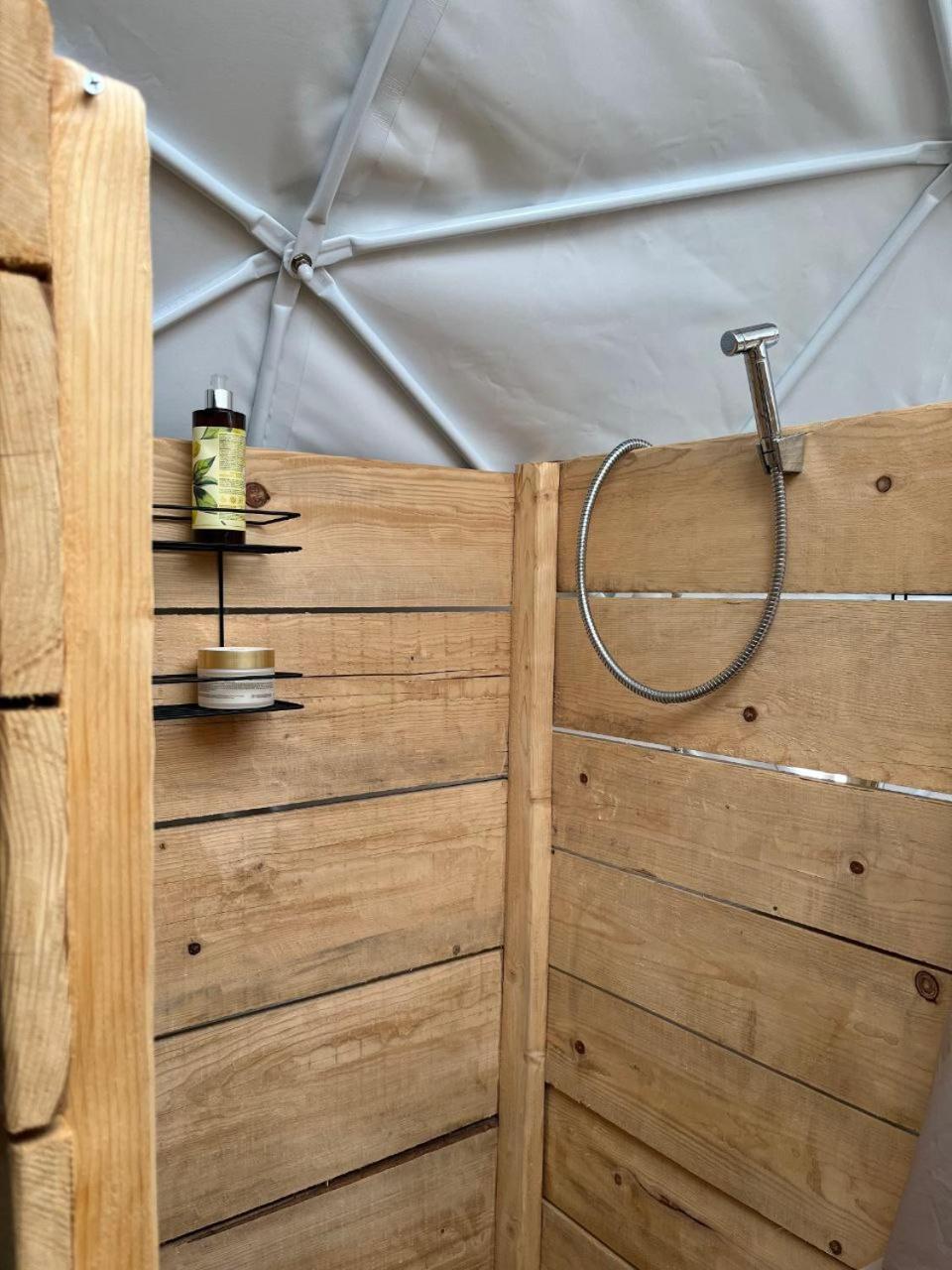 Glamping Rose Hotel Radovici Buitenkant foto